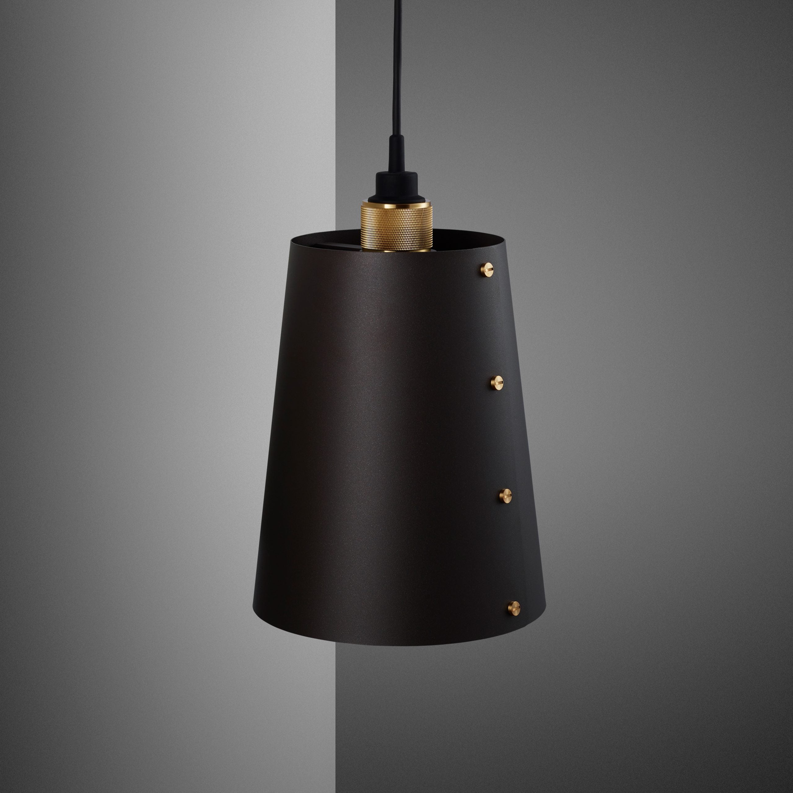 Buster & Punch Hooked Wall Light - Large - Graphite - Brass