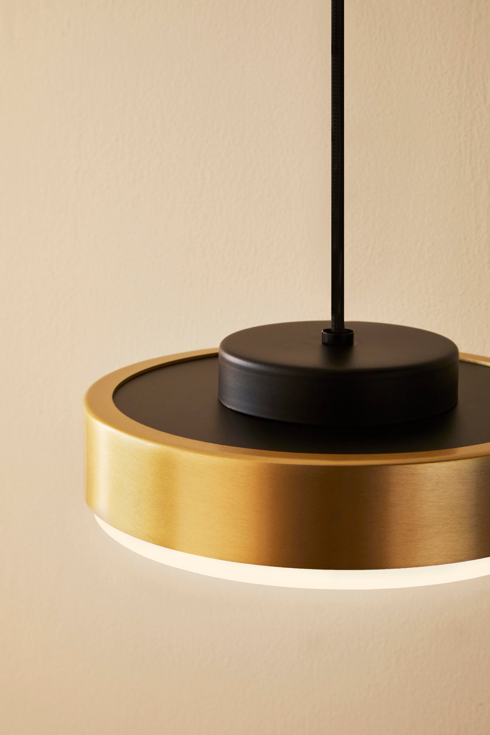 Contardi Lighting Discus Wall Lamp - Matt Black Silk Lacquered Satin Brass - Large