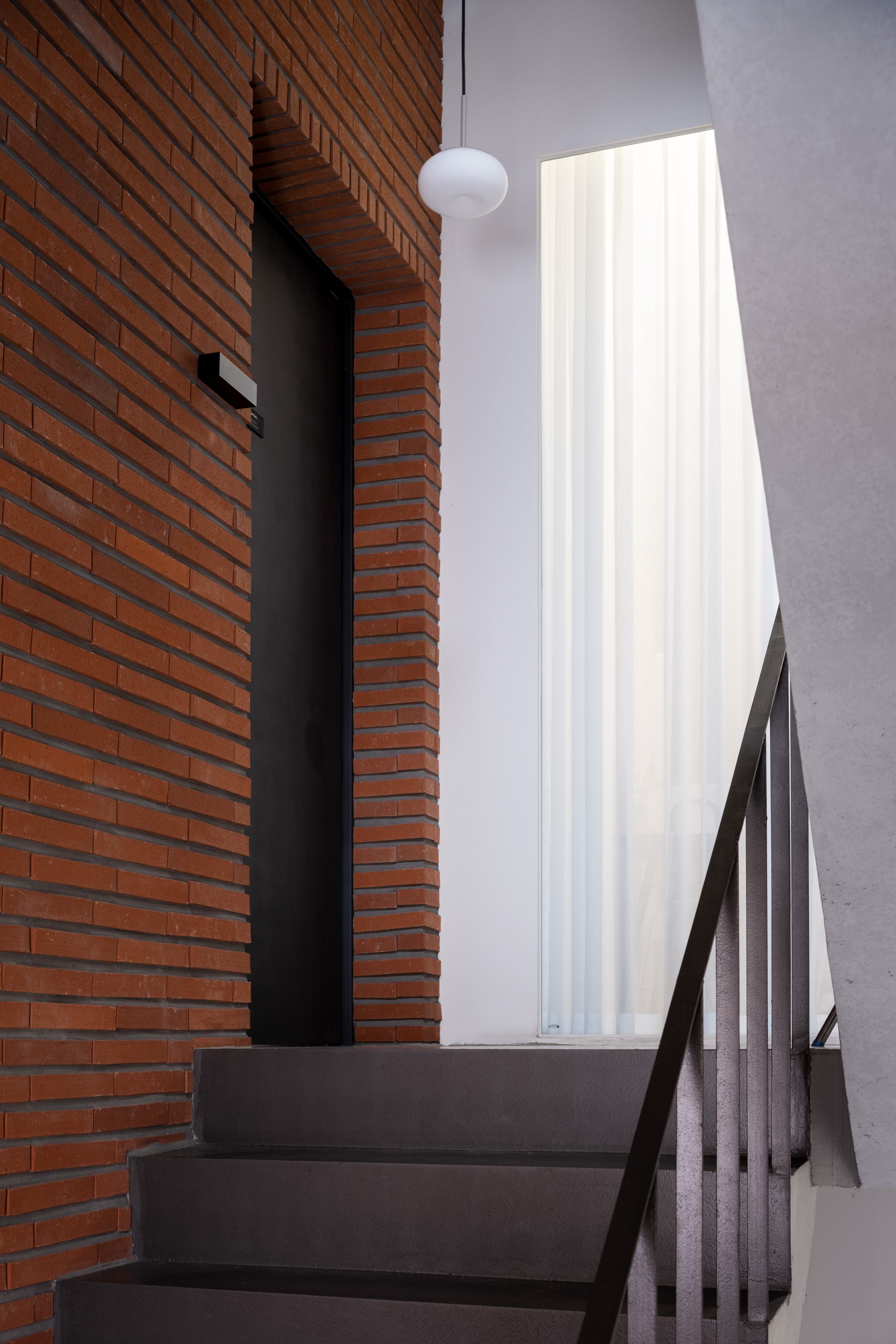 AGO Lighting Mozzi pendant light