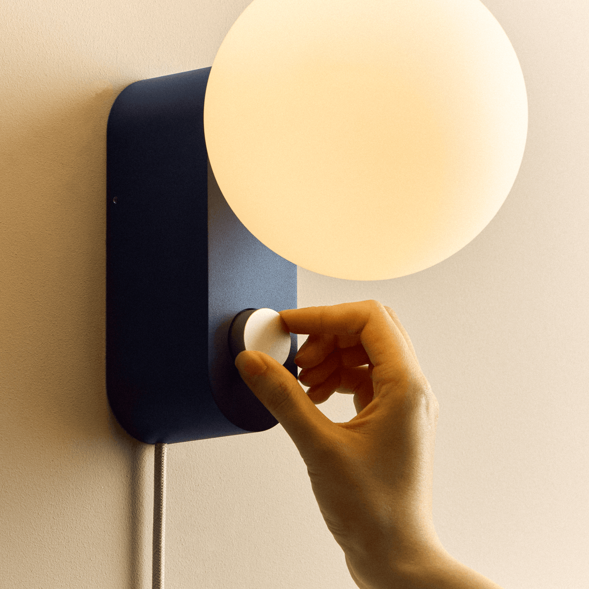Tala Alumina Multi-Use Lamp in Sapphire