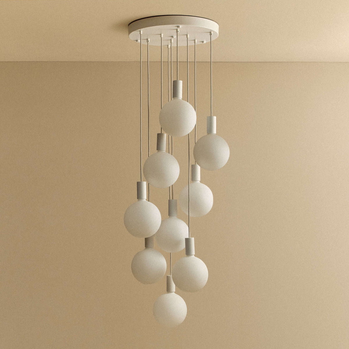 Tala Tala Alumina Nine Pendant + Sphere V
