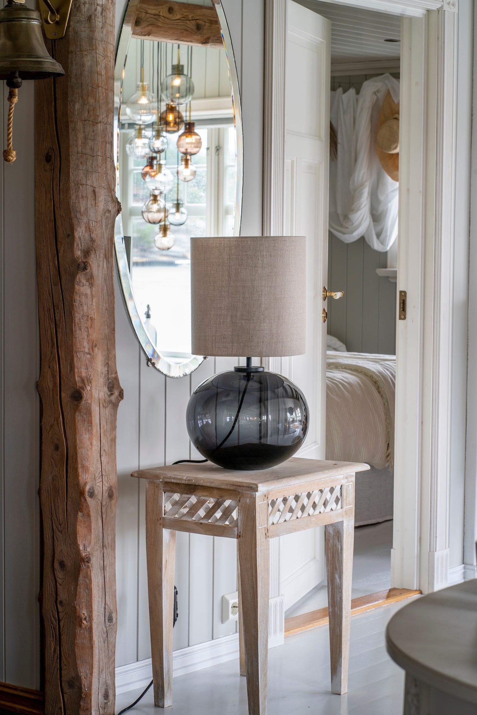 Hadeland Glassverk Senja table lamp