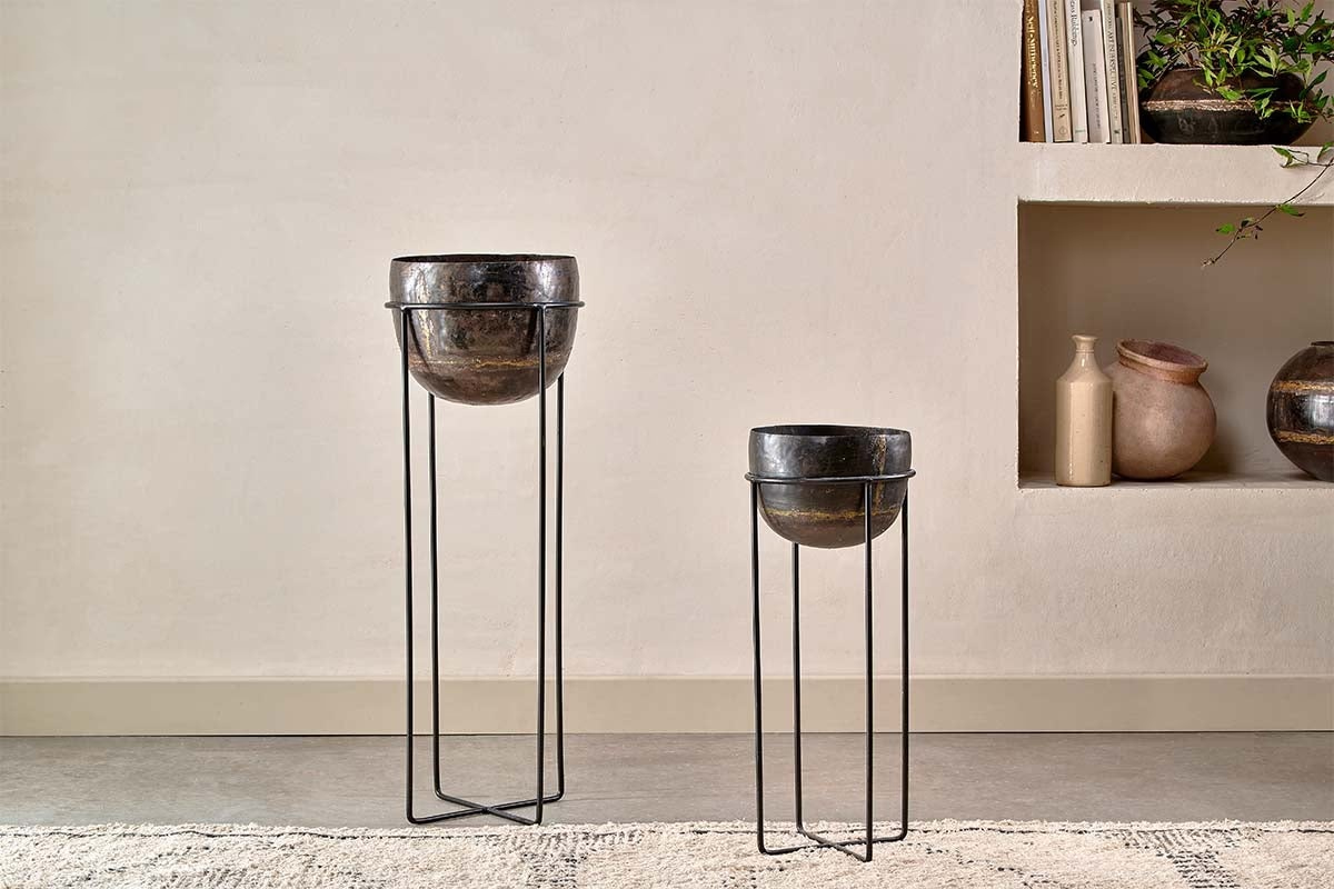 Nkuku - Endo Reclaimed Iron Planter Stand - Large
