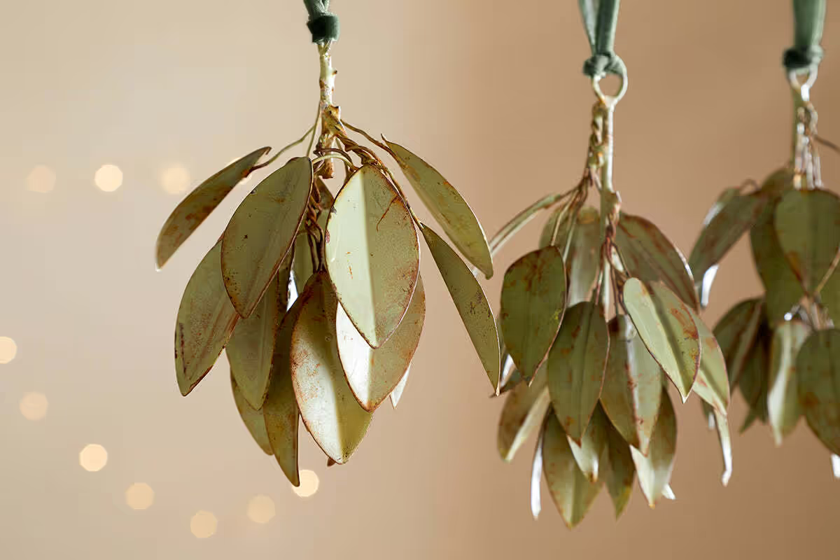 Nkuku - Geeti Baubles - Soft Green (Set of 4)