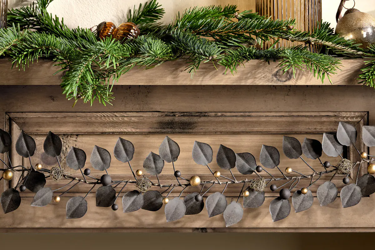 Nkuku - Ishana Garland - Antique Brass