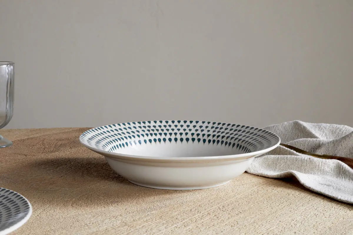Nkuku - Juniper Drop Pasta Bowl - Cream & Juniper