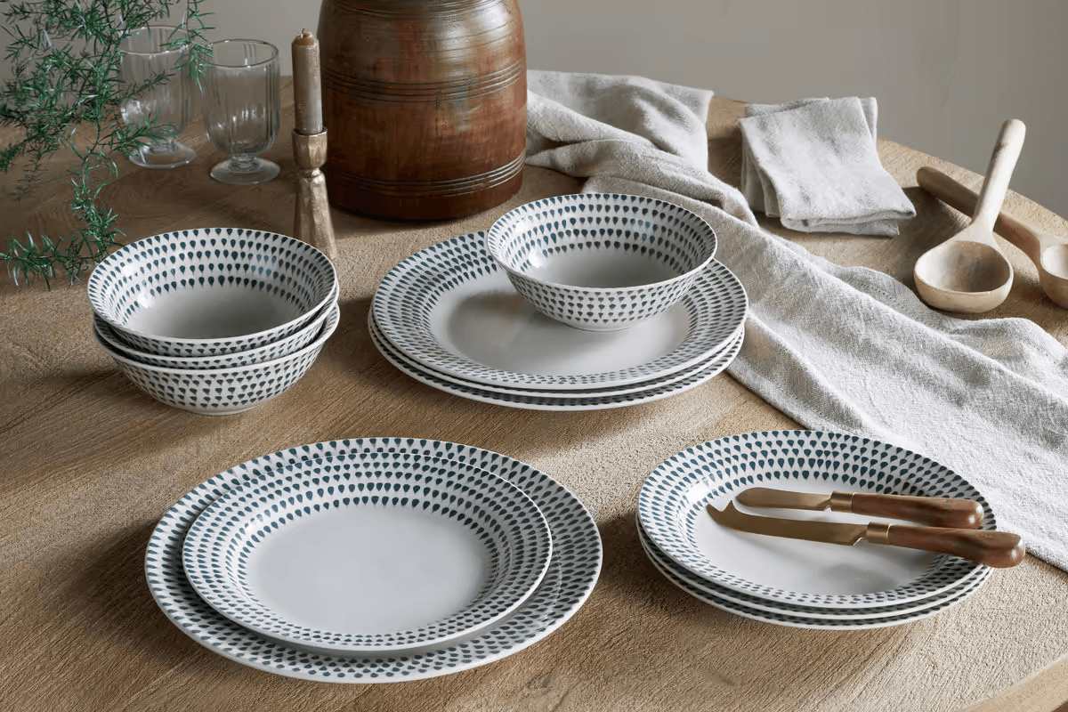 Nkuku - Juniper Drop Dinnerware Set - Cream & Juniper (Set of 12)