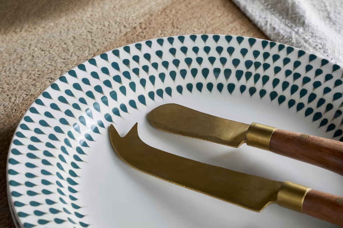 Nkuku - Juniper Drop Dinnerware Set - Cream & Juniper (Set of 12)