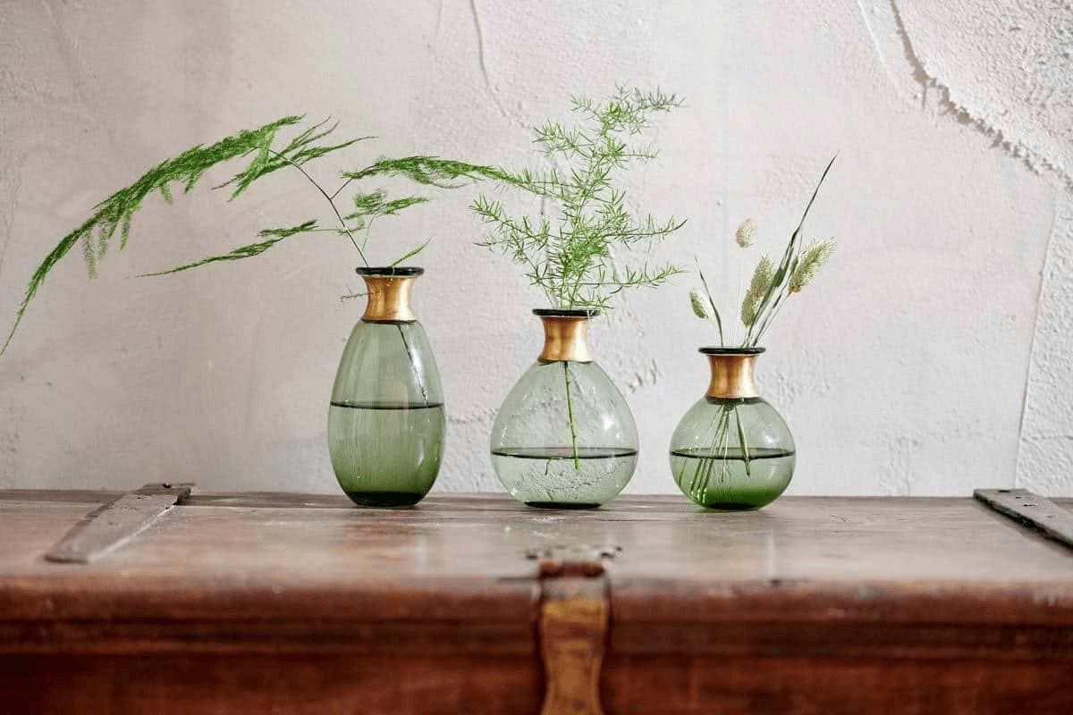 Nkuku - Miza Mini Glass Vase - Green - Small