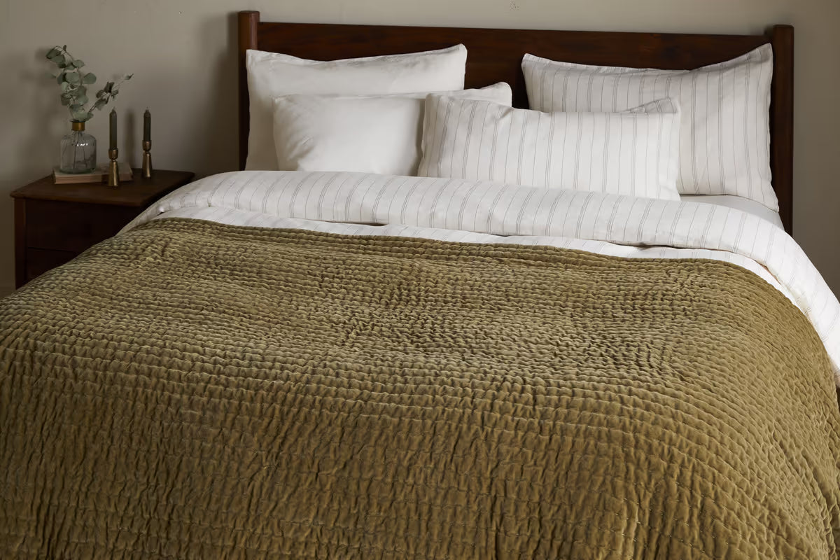 Nkuku - Nidra Velvet & Linen Bed Quilt - Moss