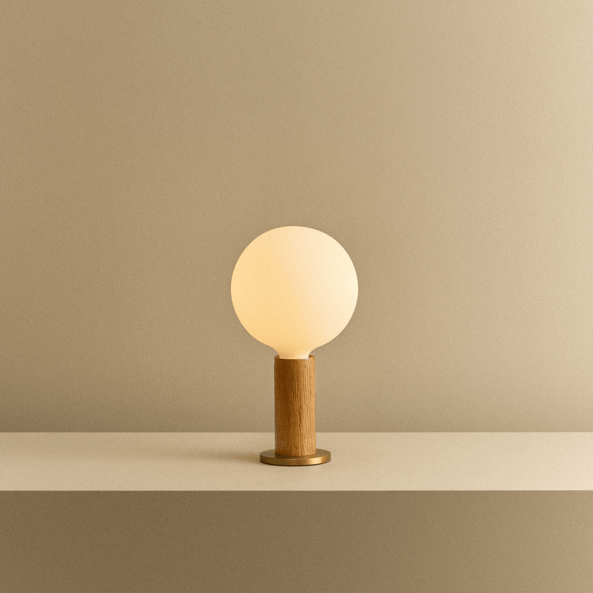 Tala Knuckle Table Lamp in Oak + Sphere IV