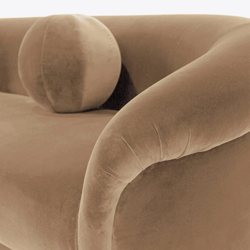 Pure White Lines Valentin Sofa