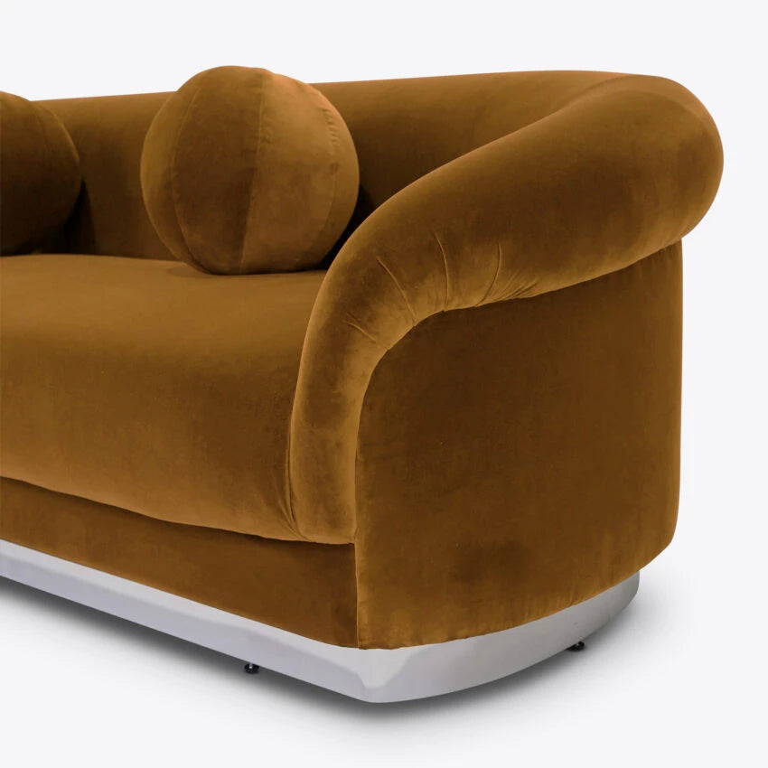 Pure White Lines Valentin Sofa
