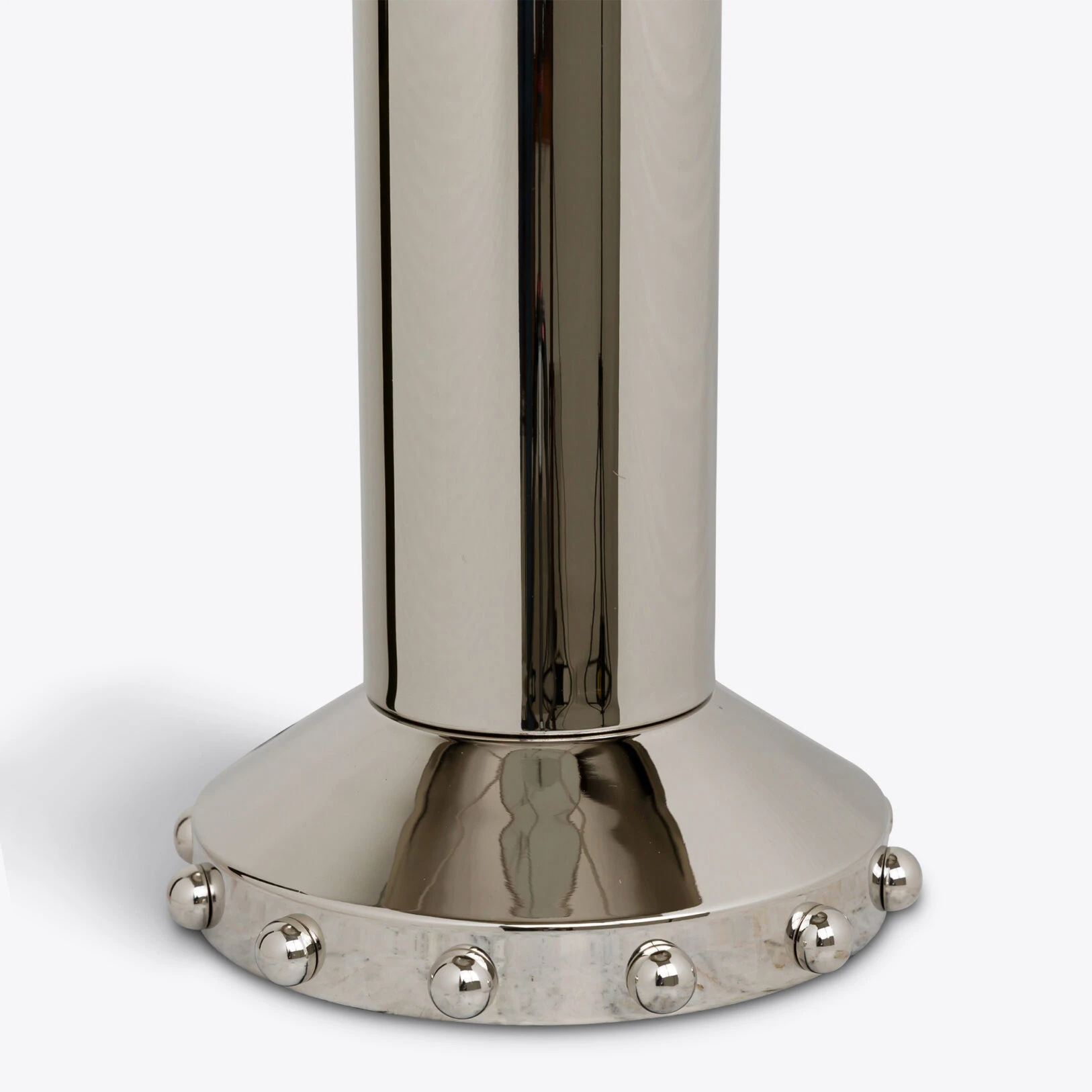 Pure White Lines - Structure Table Lamp A – Shiny Nickel