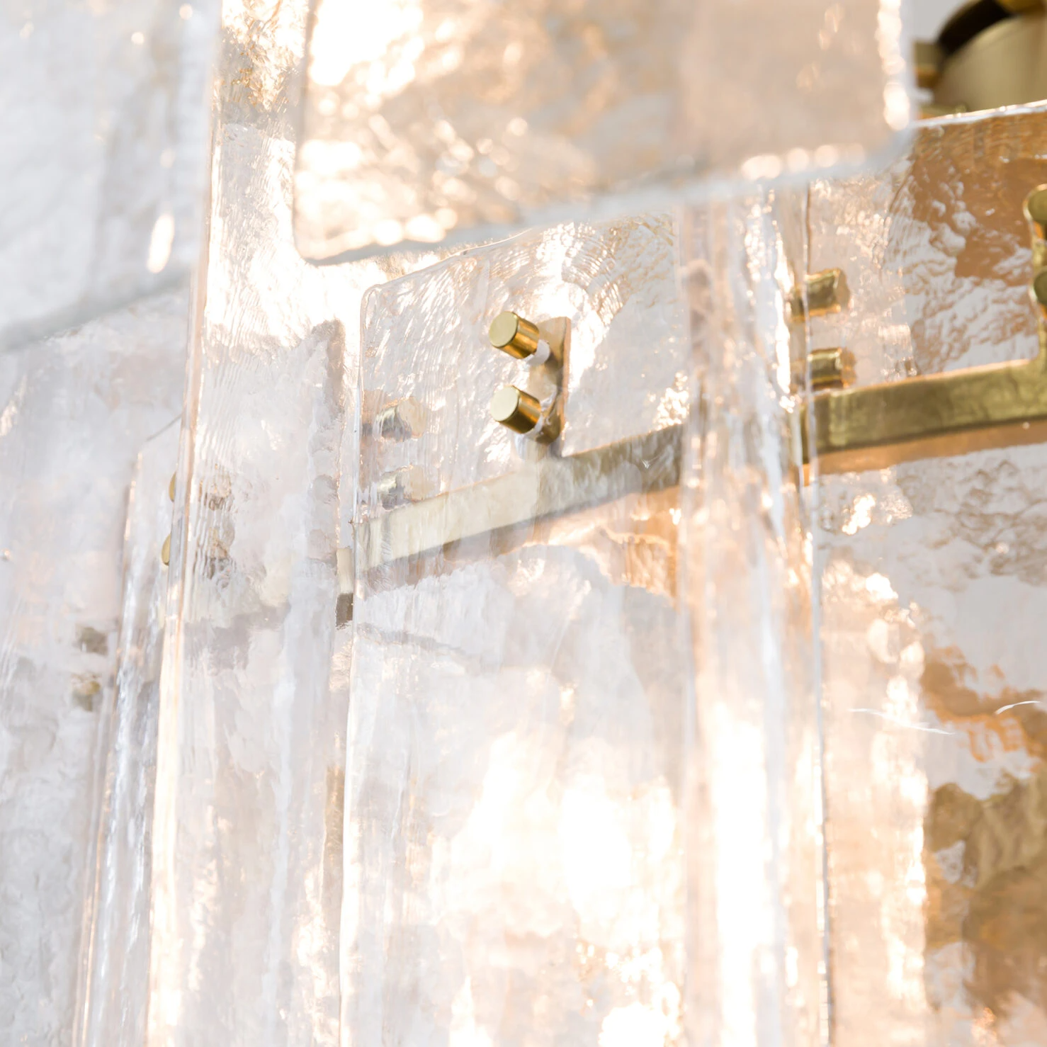 Pure White Lines - Clear Berlin Spiral Chandelier - Large