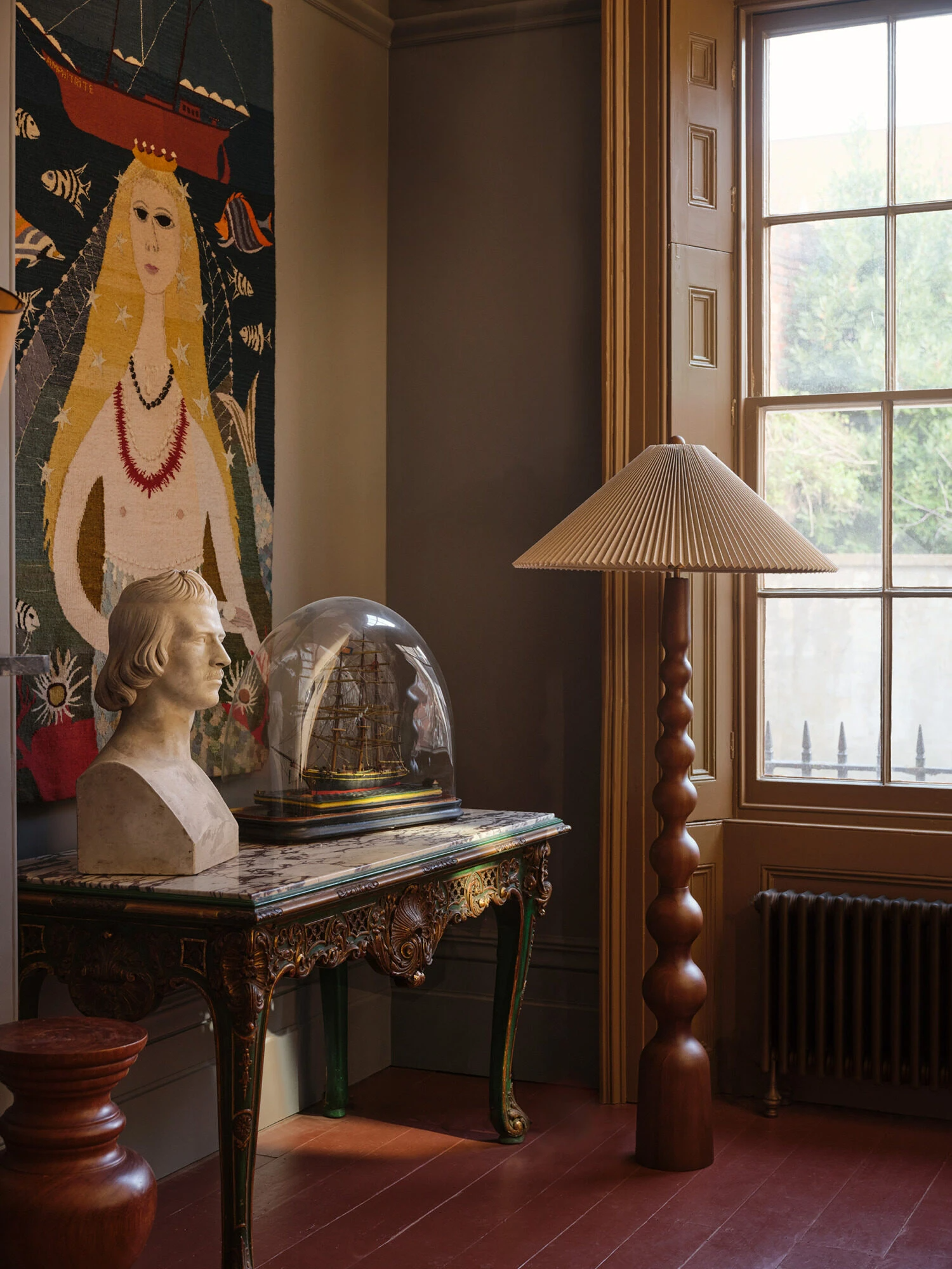 Pure White Lines - Kobe Floor Lamp