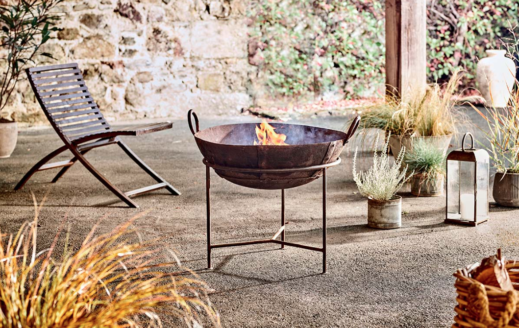 Nkuku Reclaimed Iron Kadai With Grill - Medium