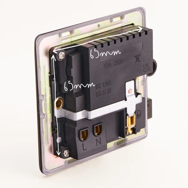 Pooky - Florence One Gang Switched SP Socket And Dual USB Outlet - Brass