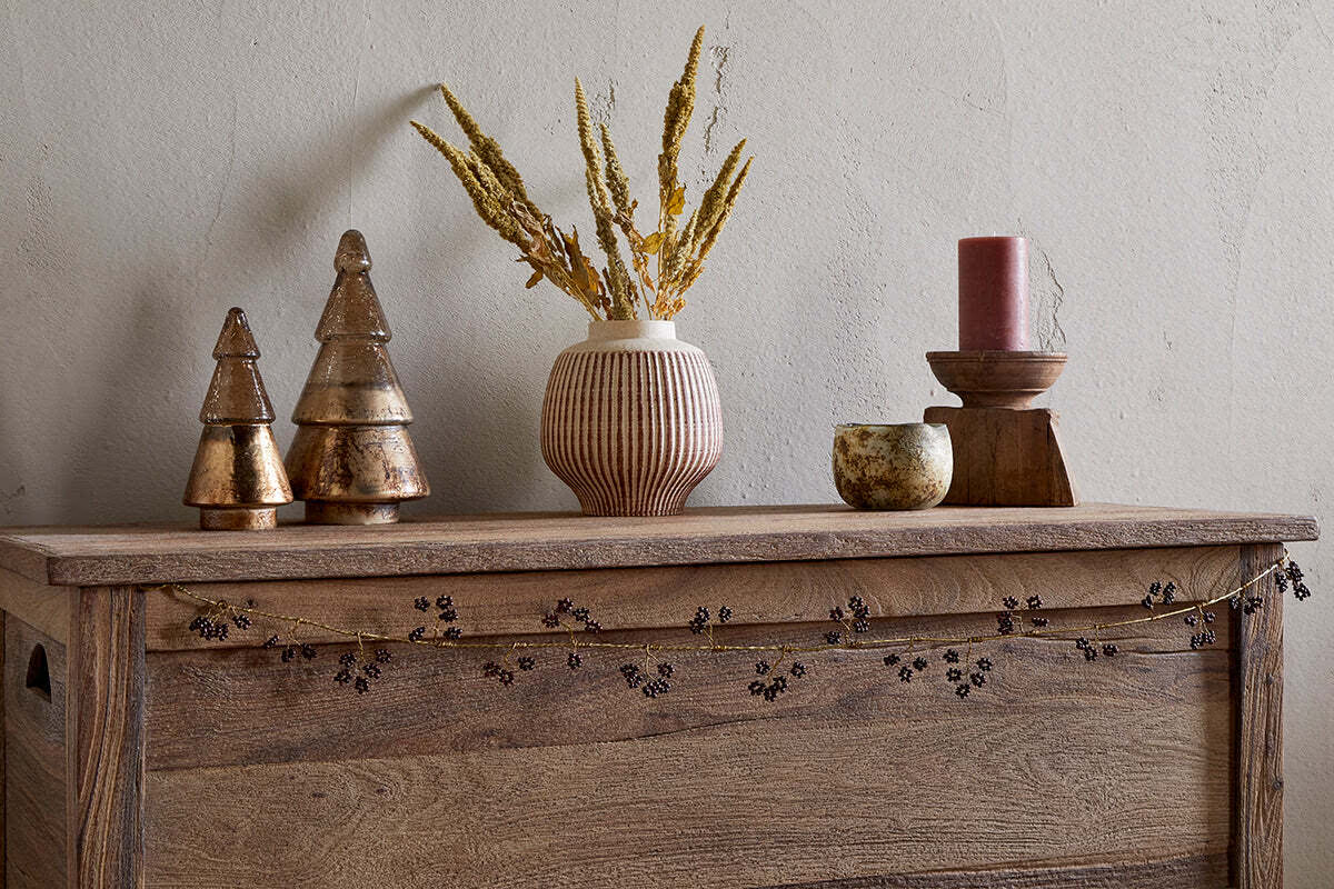 Nkuku - Tanu Mango Wood Beaded Garland - Brass & Ruby