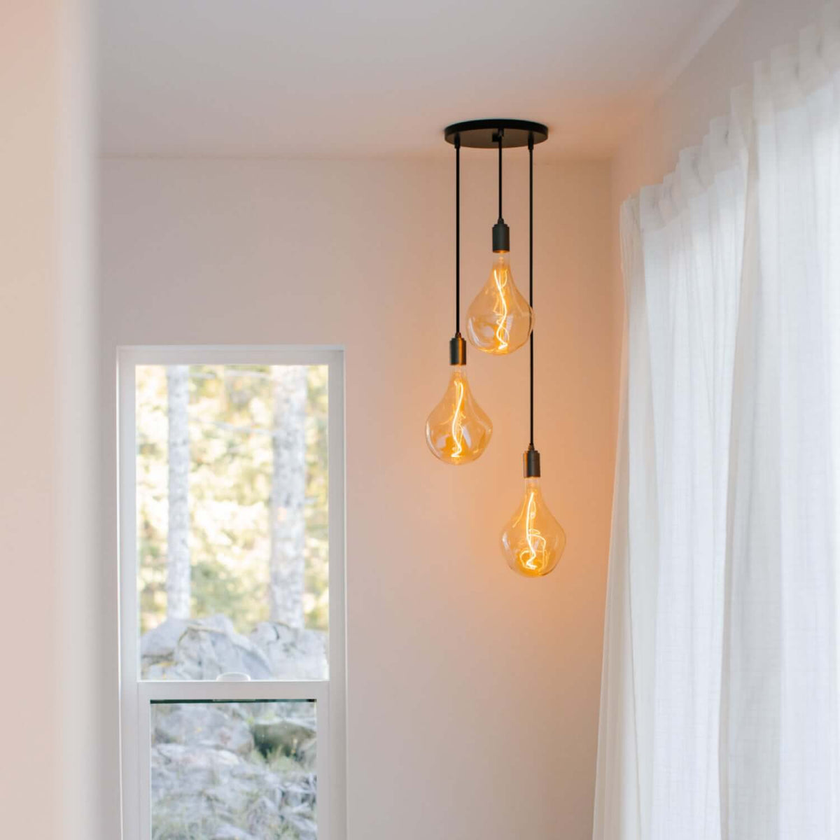 Tala Triple Pendant in Graphite + Voronoi II