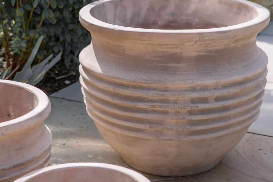 Nkuku Ullu Terracotta Planter - Terracotta - Extra Large
