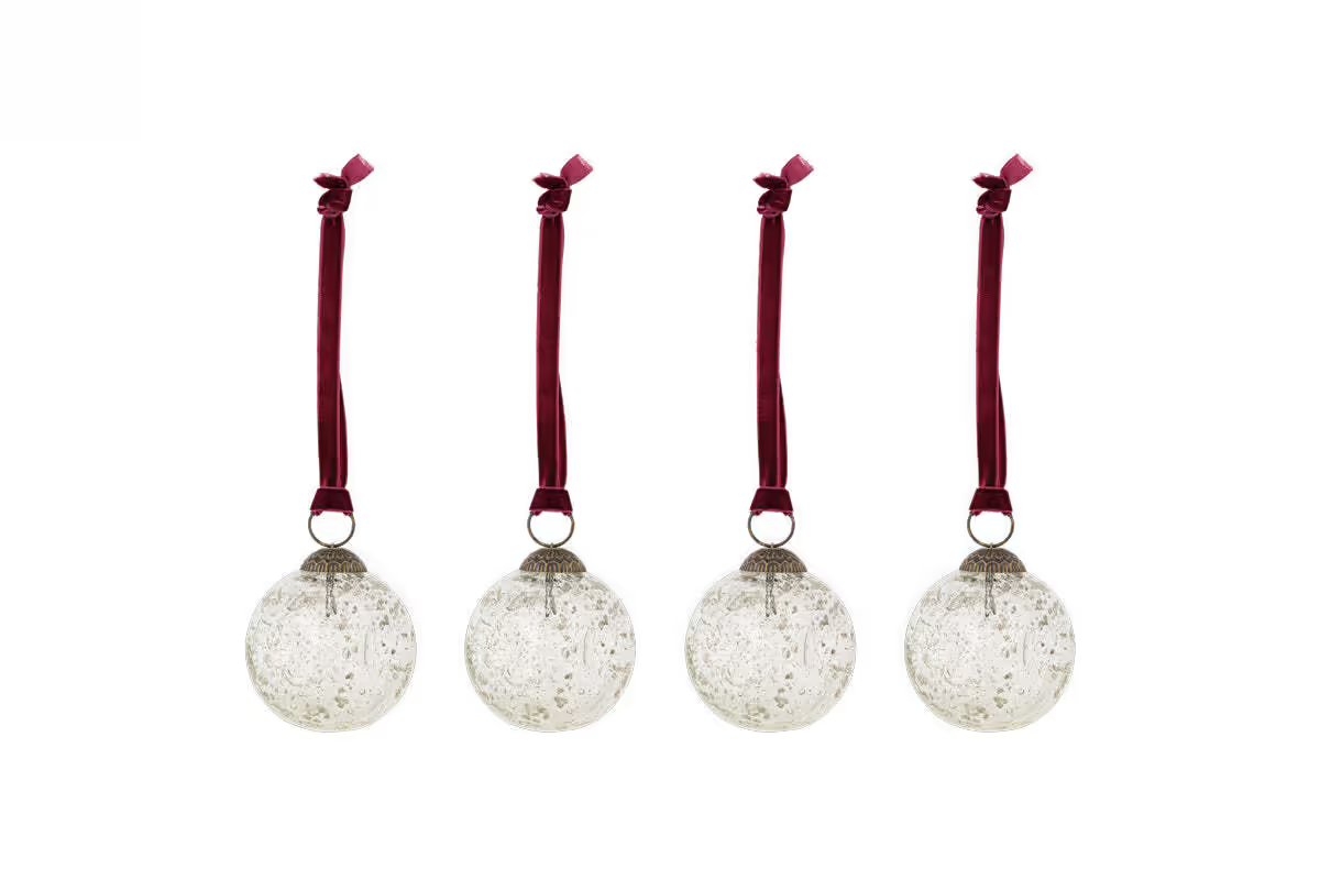 Nkuku - Nishan Pinched Baubles - Clear (Set of 4)