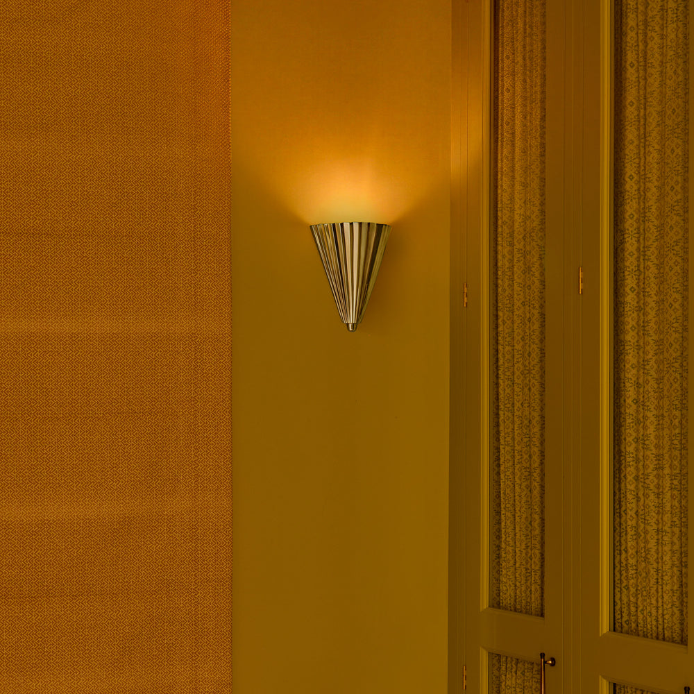 Pooky - Larger Sensu Wall Light - Brass