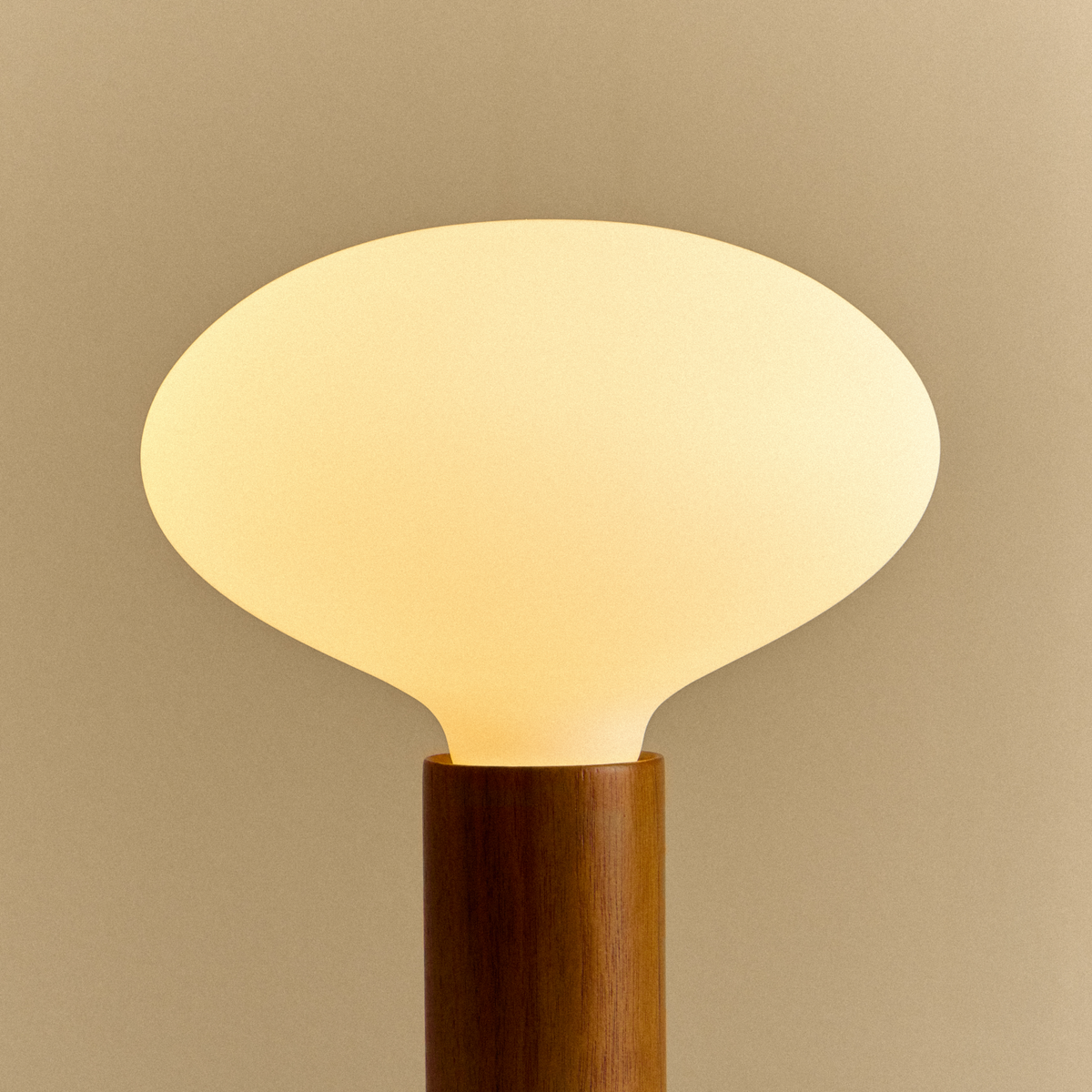 Tala Knuckle Table Lamp in Walnut + Oval