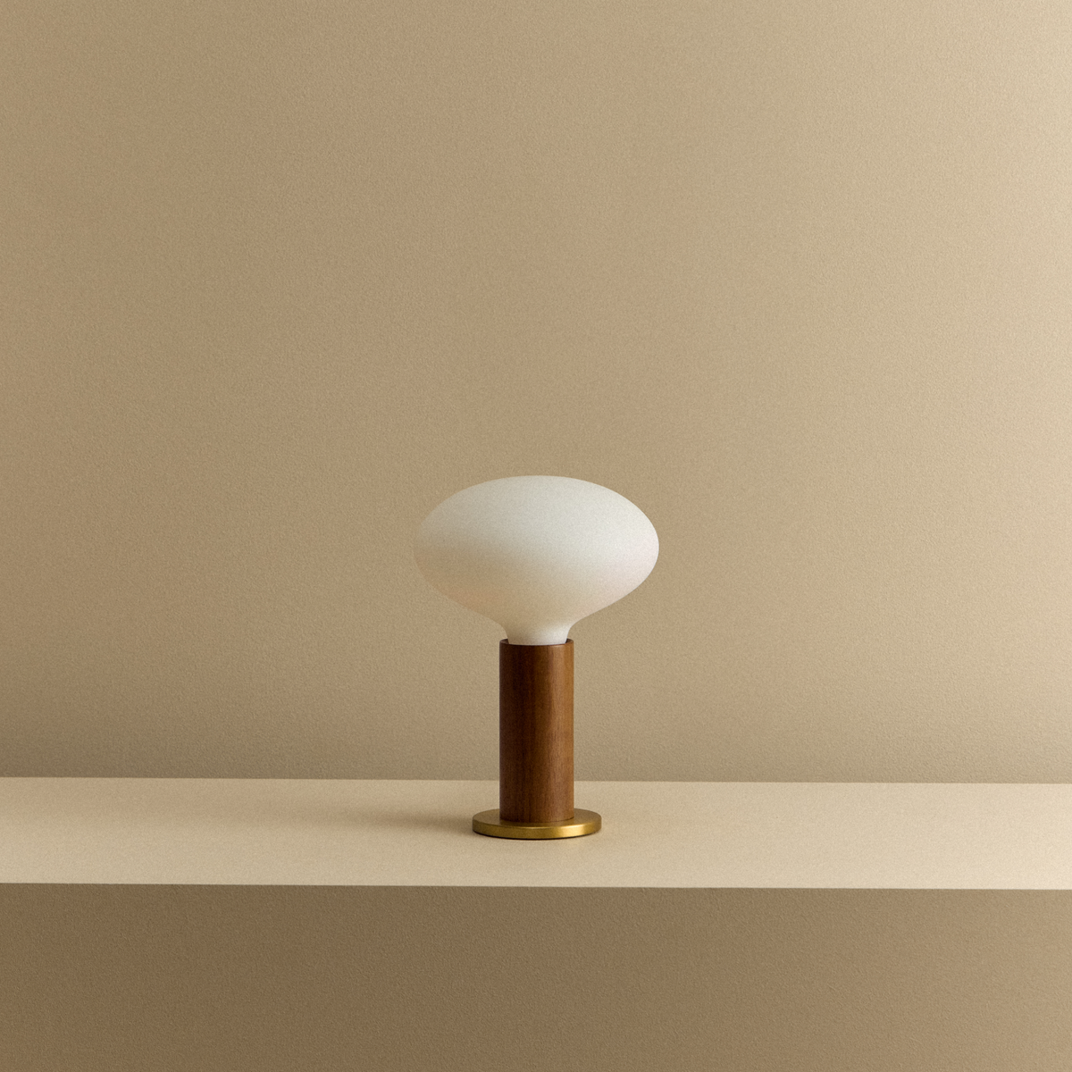 Tala Knuckle Table Lamp in Walnut + Oval
