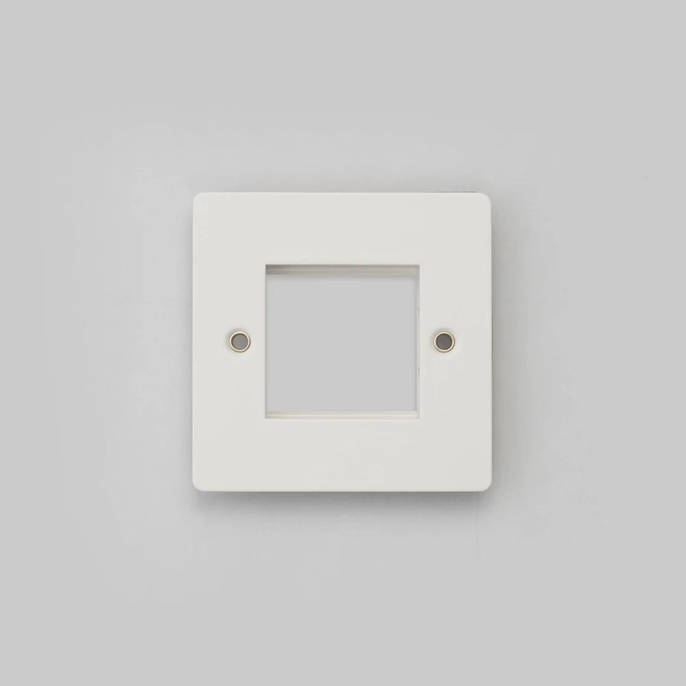 Buster & Punch - 1G Wall Plate For 1 Module 45mm - White Finish