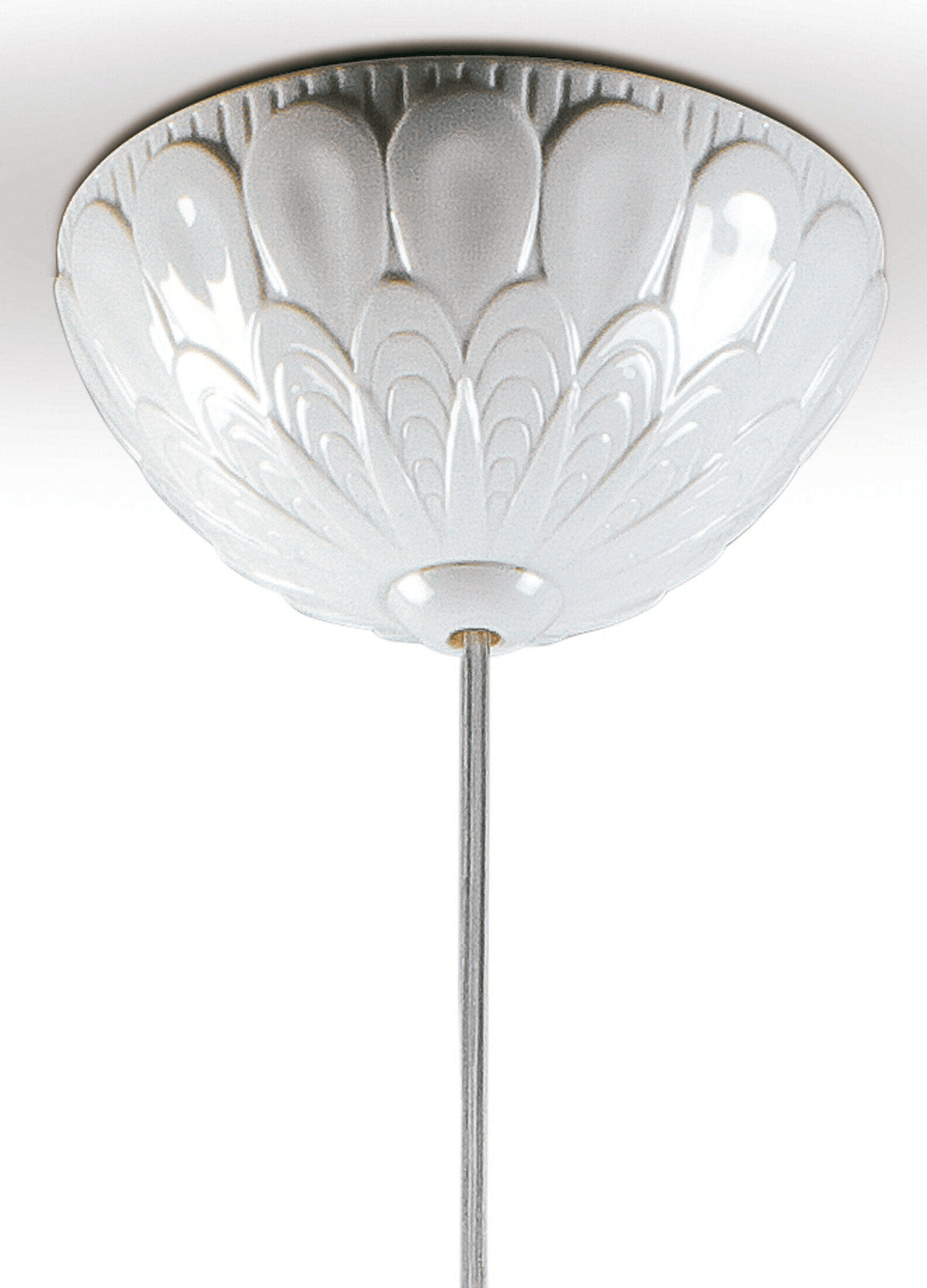 Lladró - Ivy and Seed Single Pendant Light - Spices porcelain ceiling lamp with bold organic design.