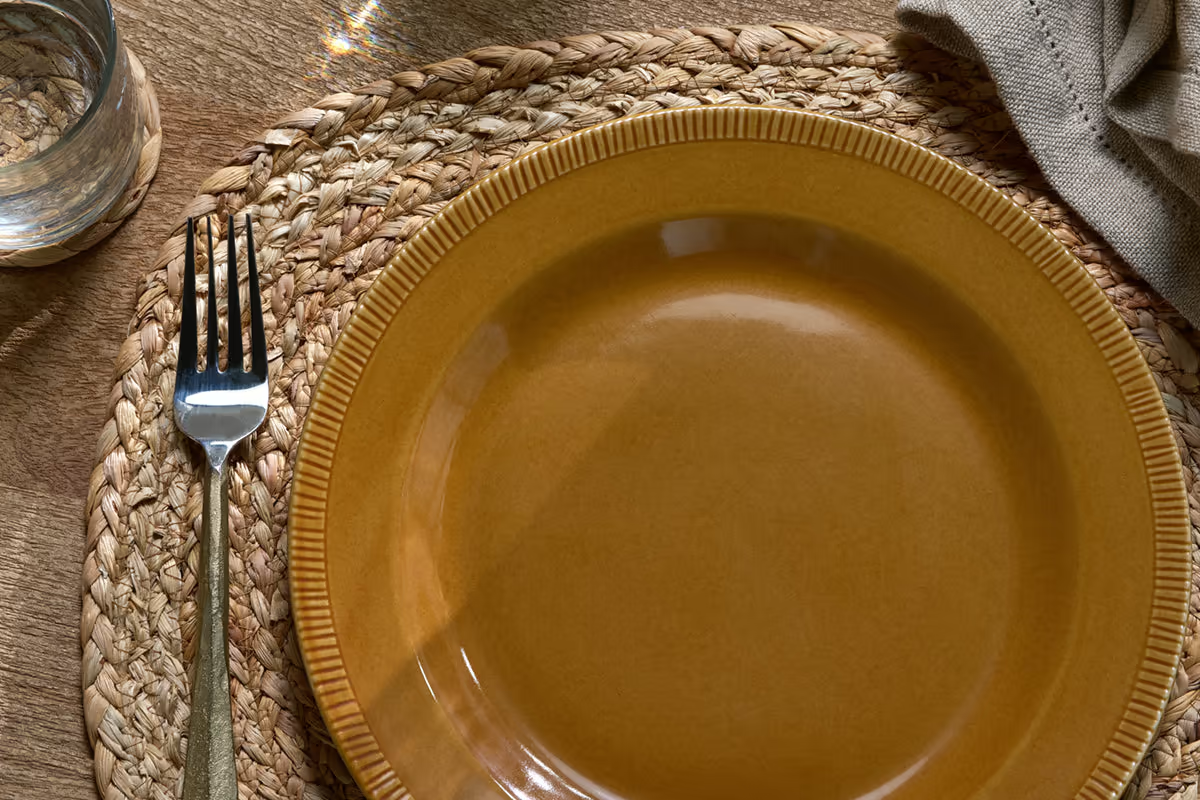 Nkuku - Nuwara Dinner Plate - Mustard