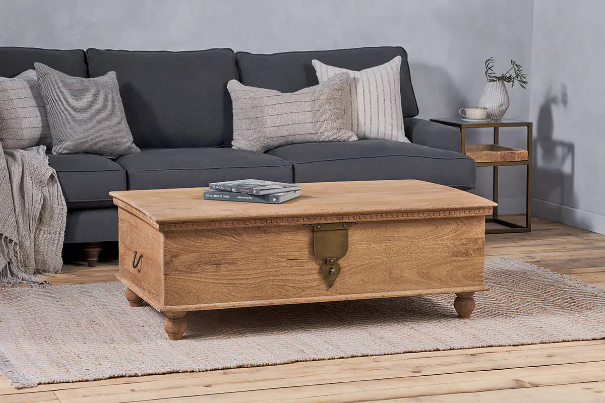 Nkuku - Vidur Mango Wood Chest - Natural