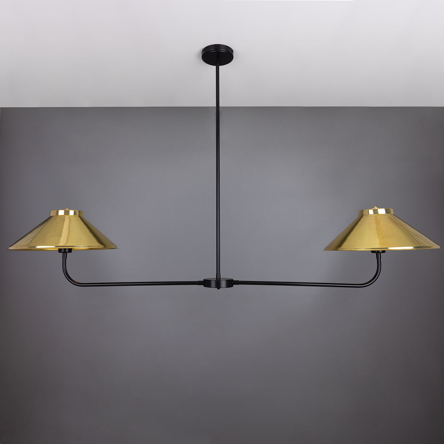 Mullan Princeton Modern Brass Island Chandelier - Powder-Coated Matte Black / Polished Brass Finish