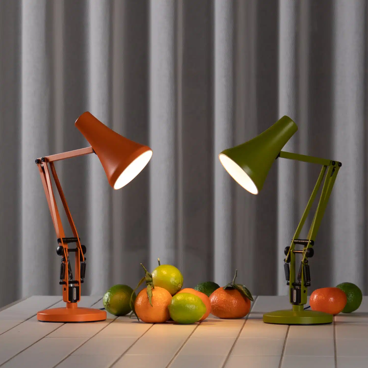 Anglepoise Light - 90 Mini Mini Desk Lamp Avocado Green - Avocado Green Finish - Arms and Aluminium Shade
