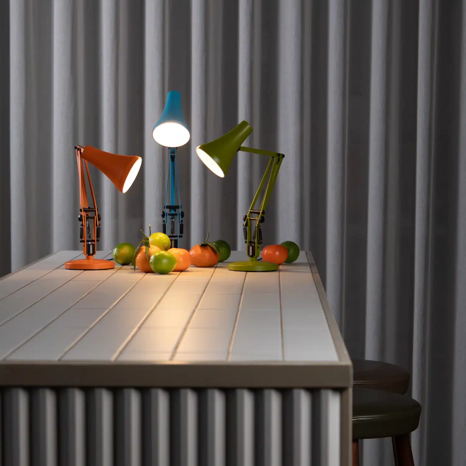 Anglepoise Light - 90 Mini Mini Desk Lamp Avocado Green - Avocado Green Finish - Arms and Aluminium Shade