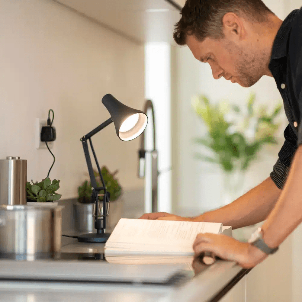 Anglepoise Light - 90 Mini Mini Desk Lamp Carbon Black - Carbon Black Finish - Arms and Aluminium Shade