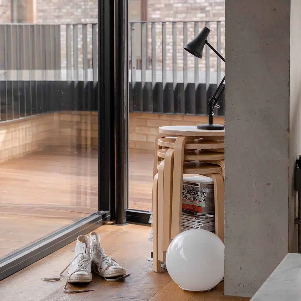 Anglepoise Light - 90 Mini Mini Desk Lamp Carbon Black - Carbon Black Finish - Arms and Aluminium Shade