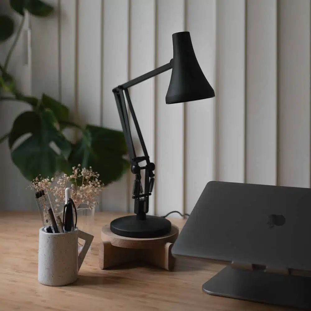 Anglepoise Light - 90 Mini Mini Desk Lamp Carbon Black - Carbon Black Finish - Arms and Aluminium Shade