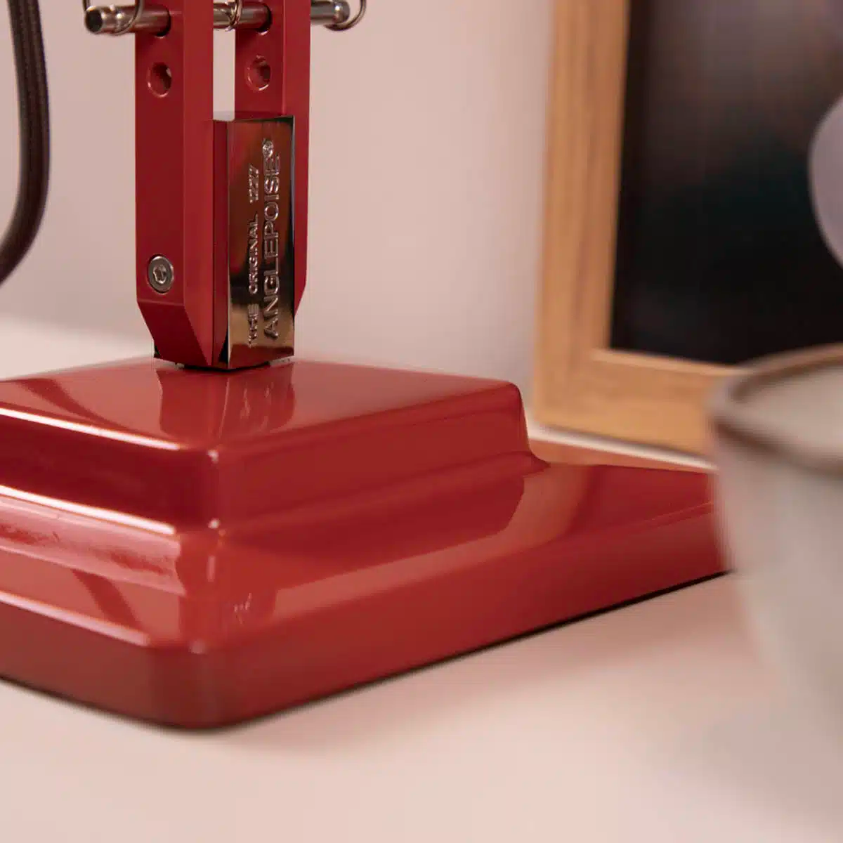 Anglepoise Light - Original 1227 Desk Lamp Coral Red - Coral Red Finish - Arms and aluminium shade