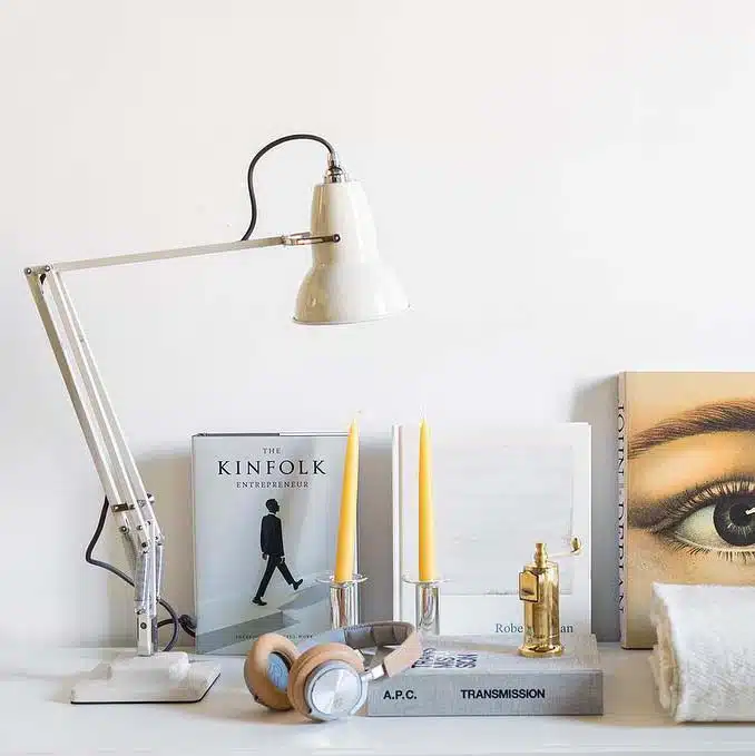 Anglepoise Light - Original 1227 Desk Lamp Linen White - Linen White Finish - Arms and Aluminium Shade