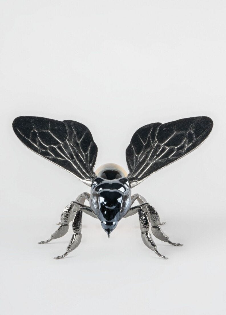 Lladró - Bee Sculpture
