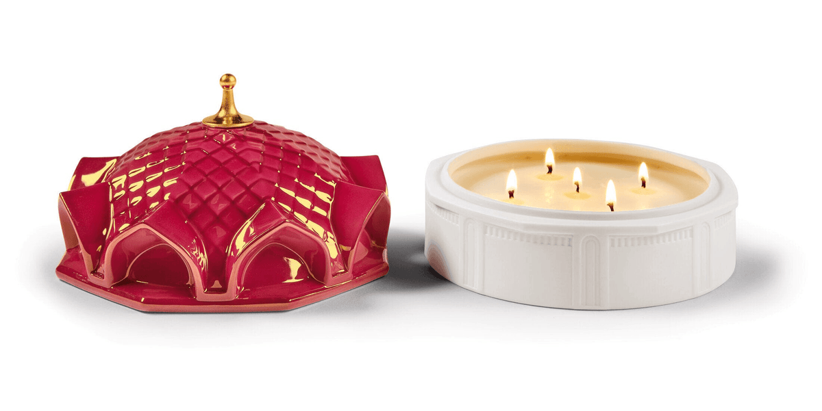 Lladró - Scheherazade's Quarters Candle 1001 Lights (peony) - Night Approaches Scent with porcelain containers.