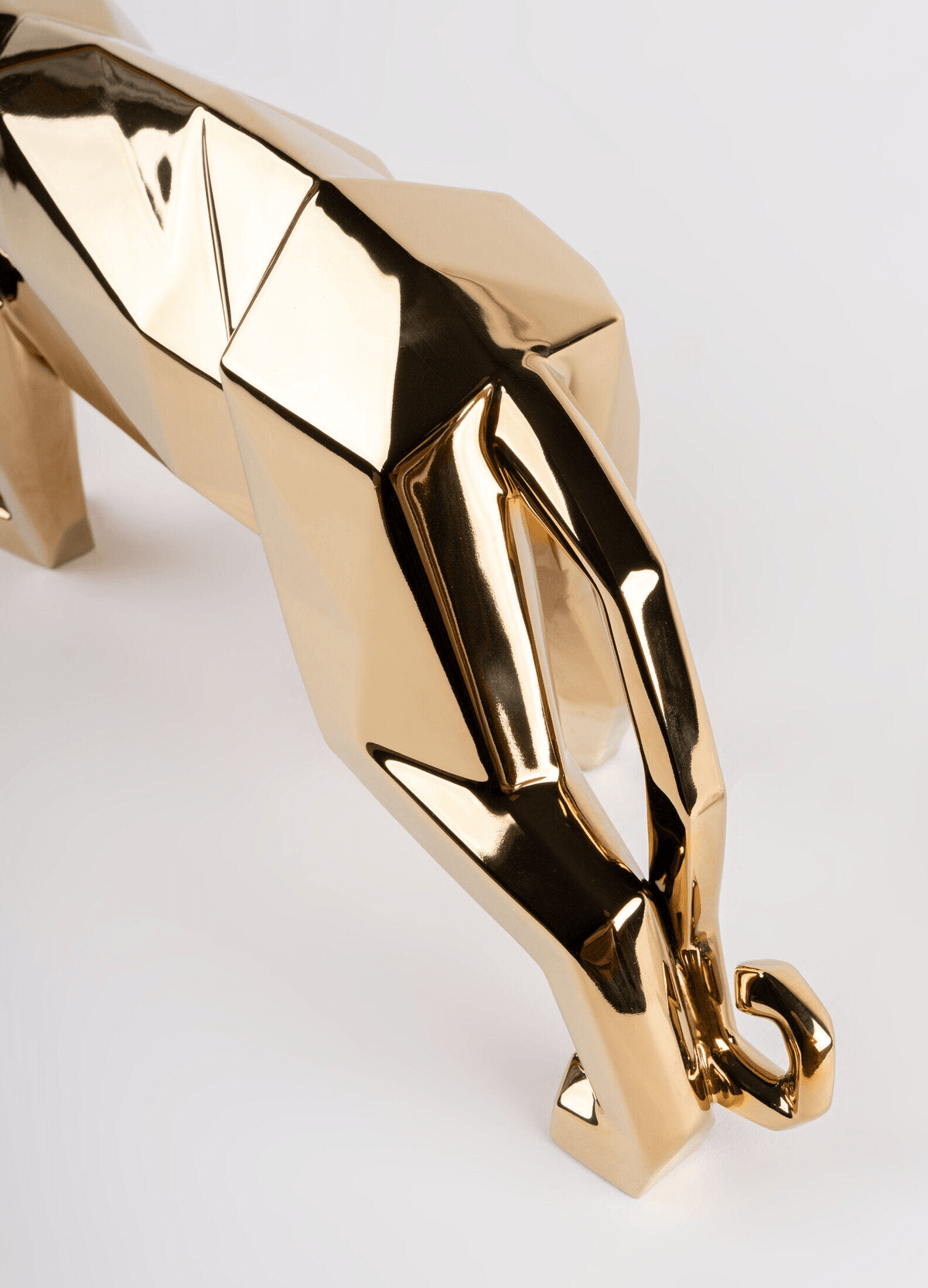 Lladró - Panther Sculpture - Glazed Black, a stunning glazed black porcelain piece for collectors.