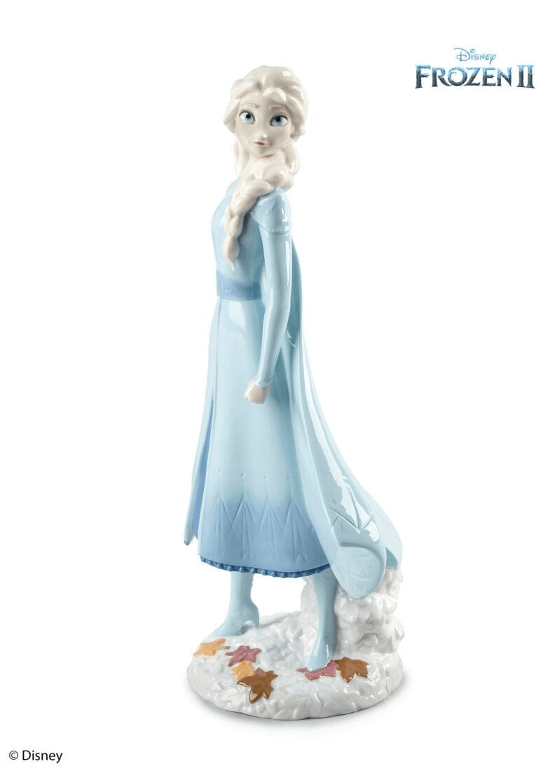 Lladró - Elsa Figurine made of porcelain, depicting Elsa in a characteristic pose from Frozen II.
