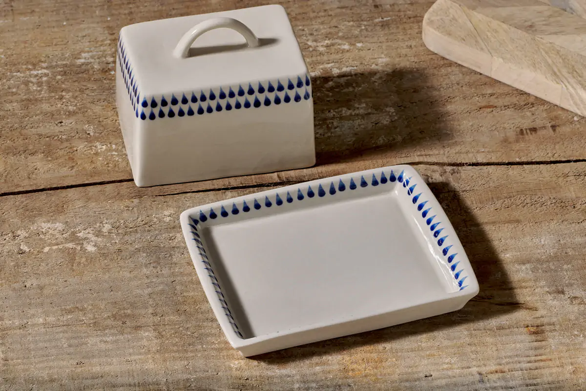 Nkuku - Indigo Drop Butter Dish - Cream & Indigo