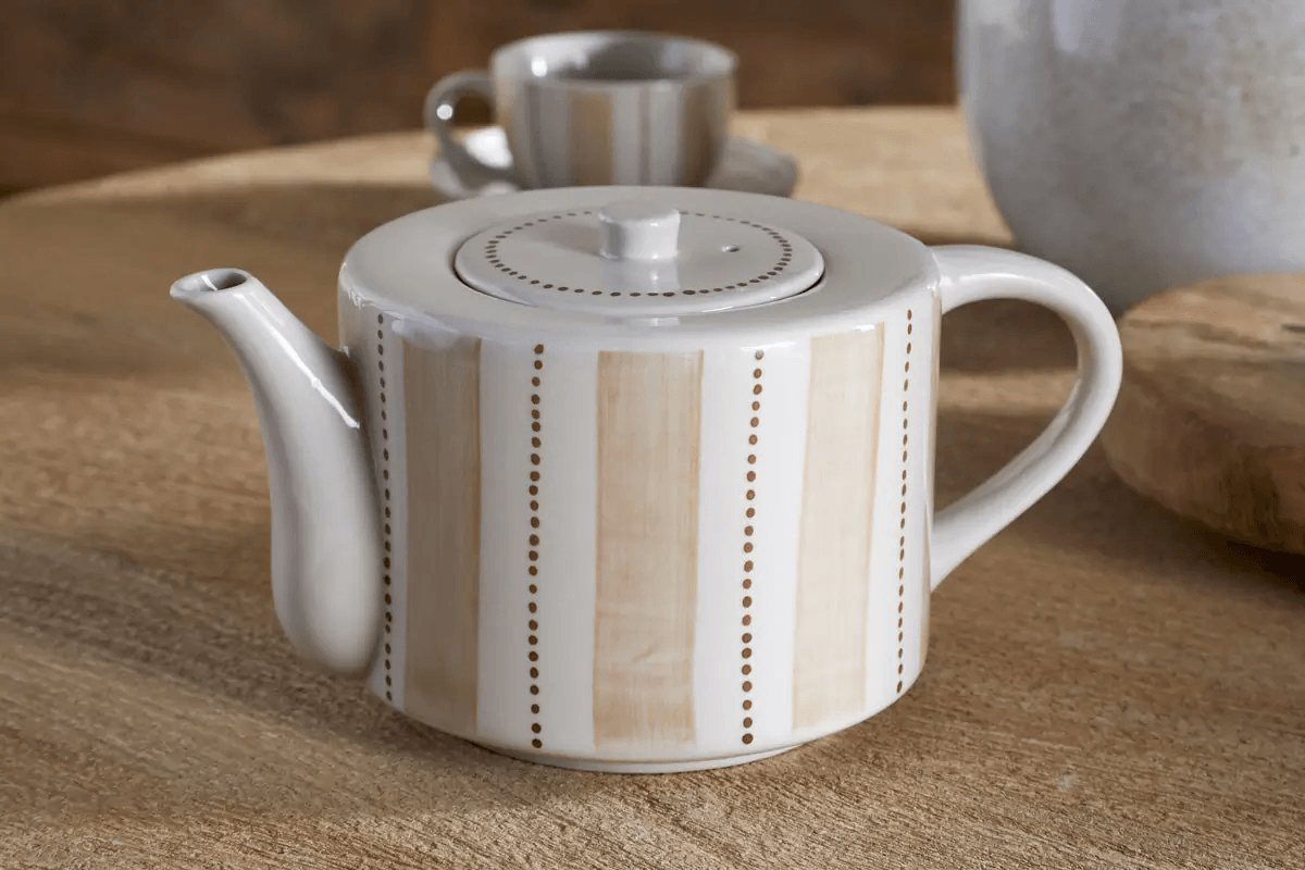 Nkuku - Patthar Teapot - Cream & Clay