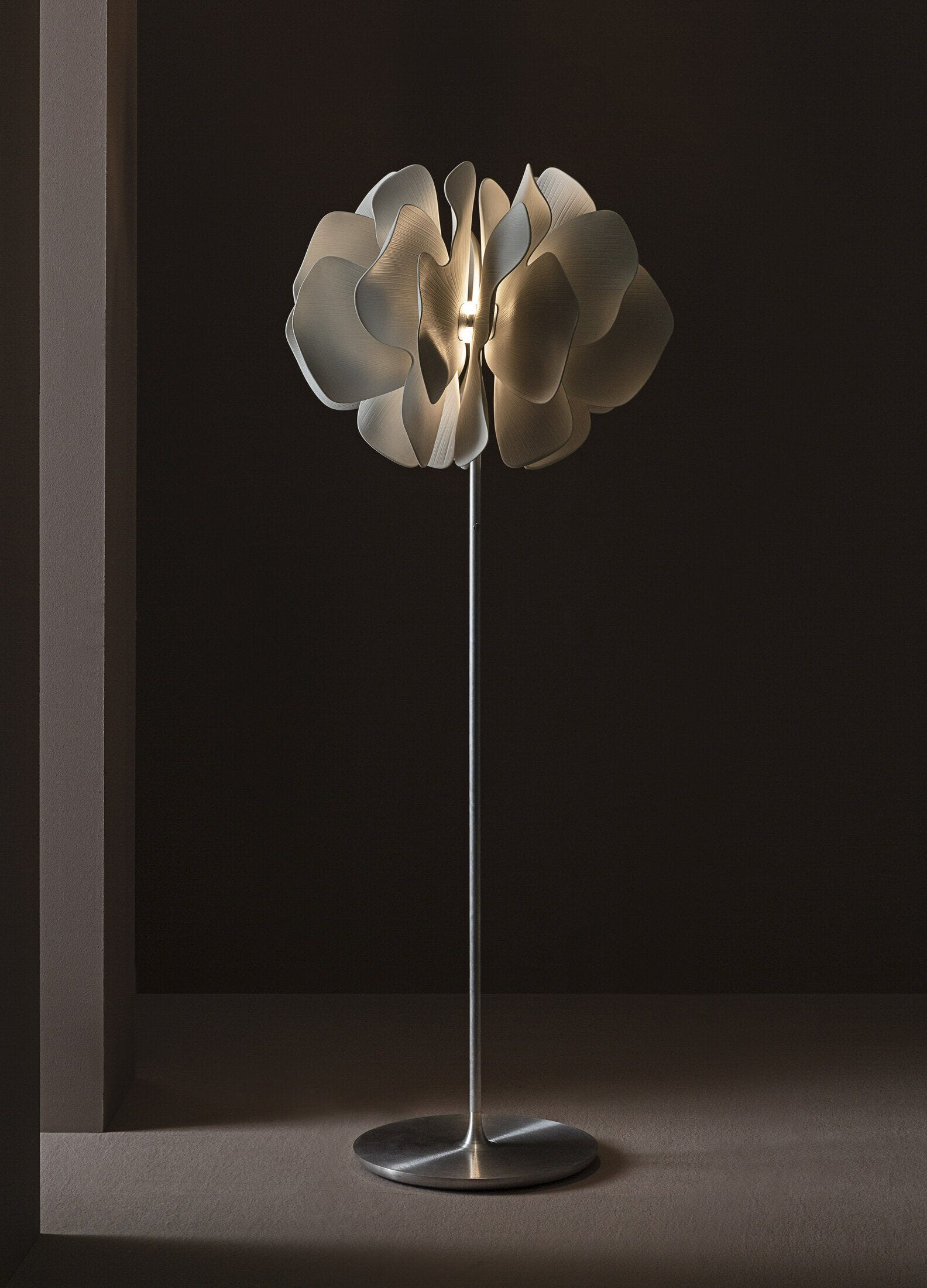 Lladró - Nightbloom Floor Lamp - White - N170