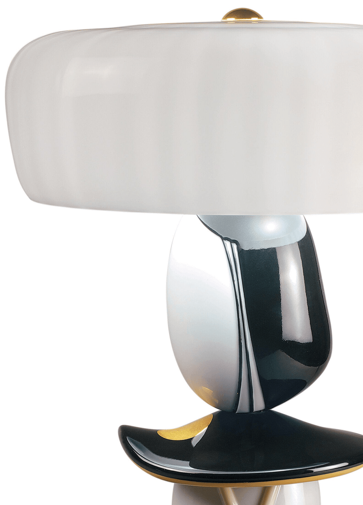 Lladró - Hairstyle (H/M) Table Lamp in glossy black and white porcelain with gold accents.