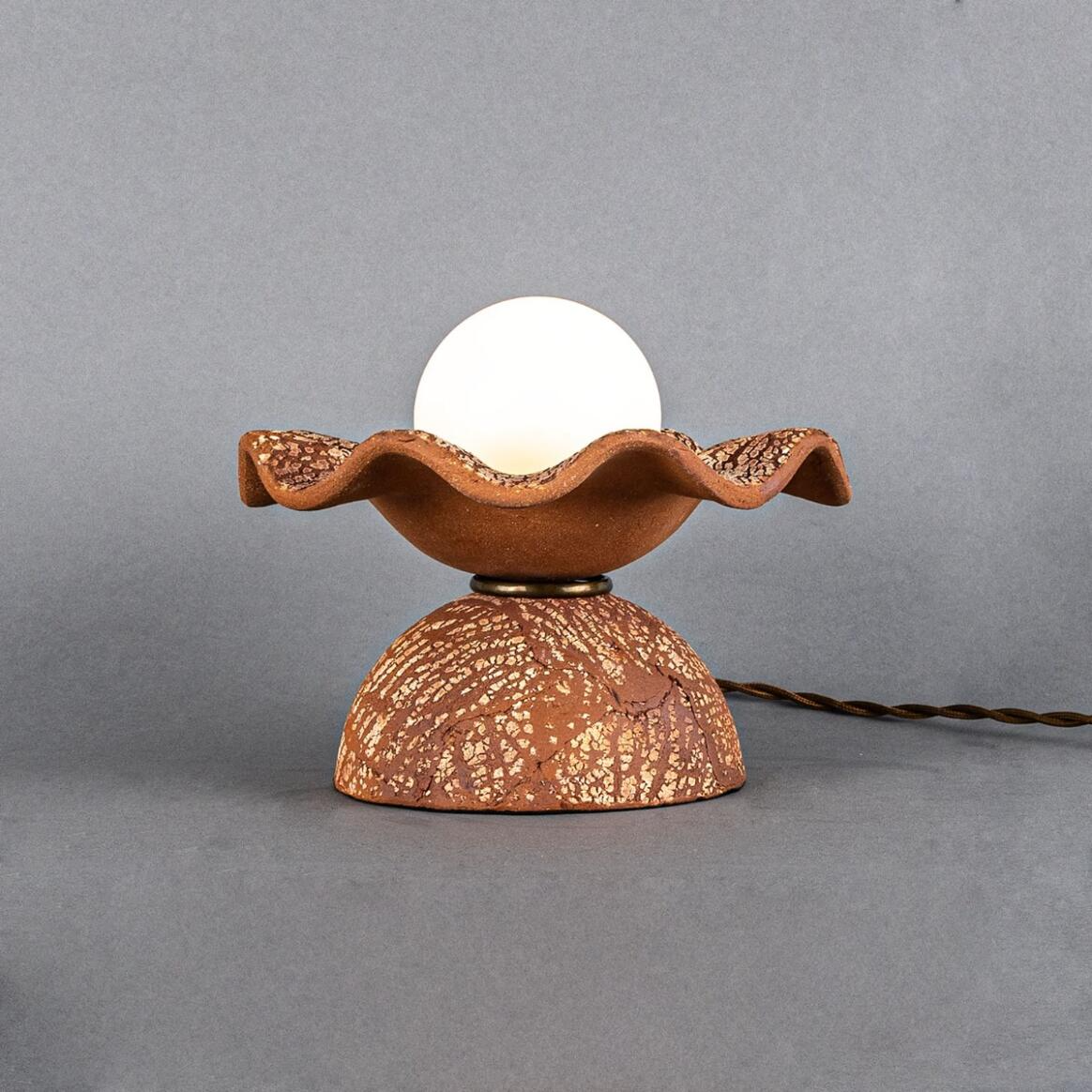 Mullan Rivale Table Lamp with Wavy Ceramic Shade Red Iron - Antique Brass Finish